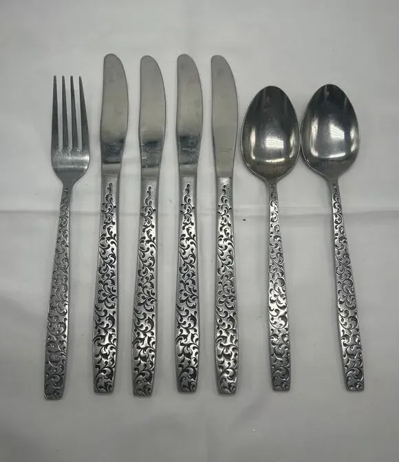 Vintage Corsican Japan Stainless Flatware 4 Knives 1 Fork 2 Soup Spoons