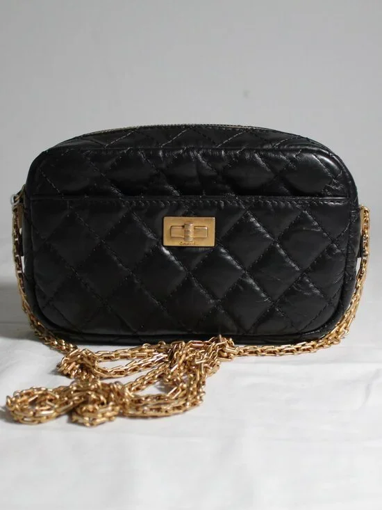 Chanel Black Leather 2.55 Reissue Camera Case Crossbody Zip Top Shoulder Bag
