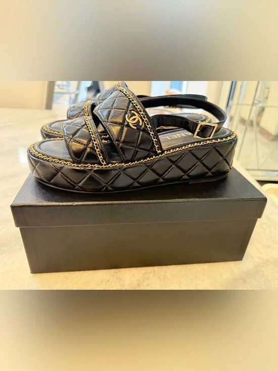 CHANEL Black Quilted Leather Platform Sandals with Gold Chain Trim NIB 25 A