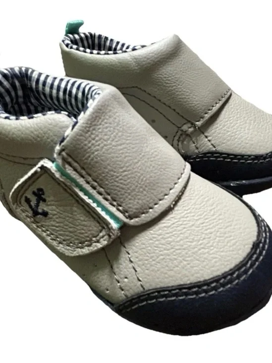 NWT Toddler Carter’s Grey Sneakers Easy On & Off Size 4