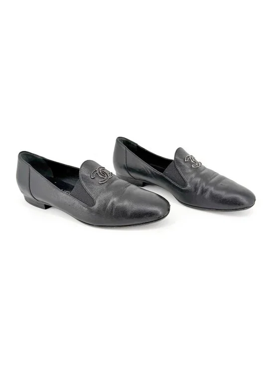 Chanel CC Loafers Black Leather Size 39 US 8-8.5 Women’s Flats Logo