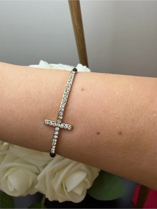 Rhinestone Cross Stretch Bracelet - Silver Crystal