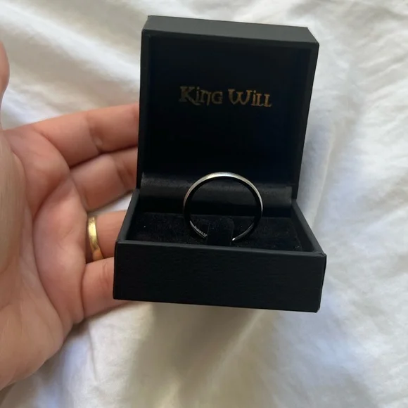 King Will Men’s Wedding Bands | Black | 11.5