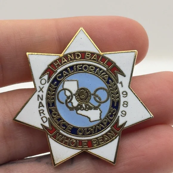 1989 Oxnard California Police Olympics Hand Ball Whole Bean Lapel‎ Hat Pin