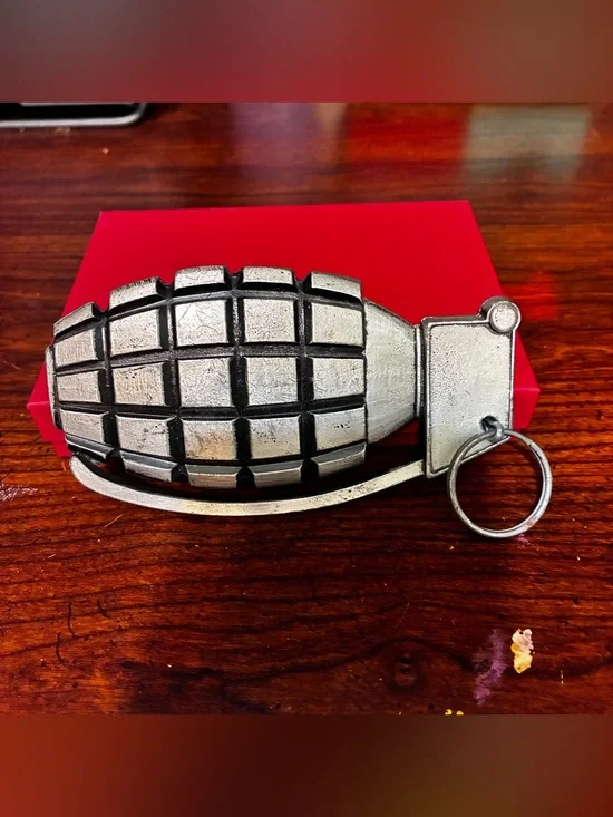 Vintage-Style Metal Grenade Belt buckle