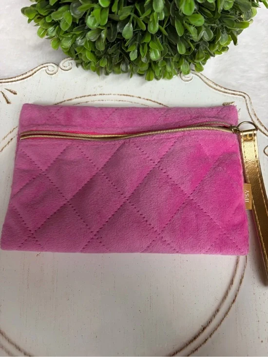 Ipsy Pink Quilted Wristlet Clutch with Gold Accent