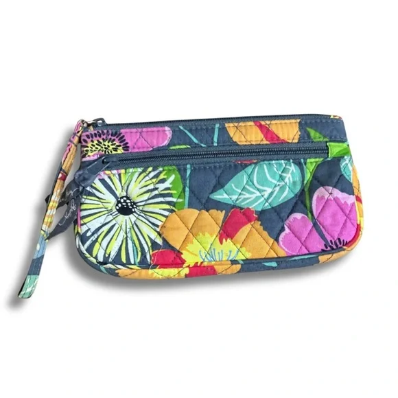 🌸 Vera Bradley Jazzy Blooms Wristlet – Retired Pattern 🌸