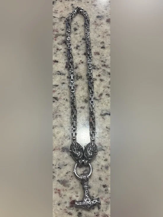 Men’s Thor and Wolves Necklace