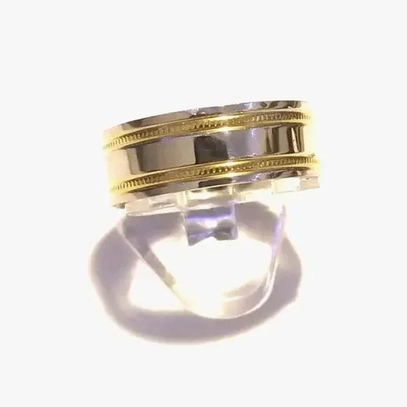 New‎ titanium two tone men's ring size 9