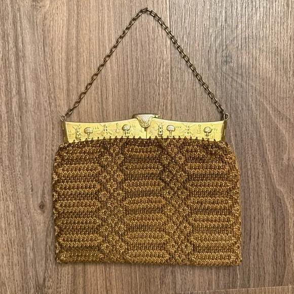 Vintage 1940s brown knit Gold Chain small Clutch