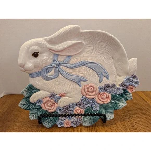 Vintage Fitz and Floyd Flora Sitting Bunny Canape Plate 1993/Easter/Spring