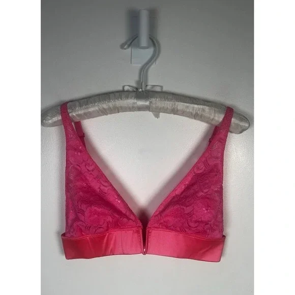 Free People V-Wire Bralette Soft Lace Pink Satin‎ Band Size XS NWOT