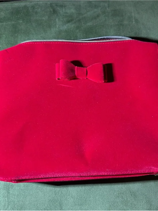 Red Velvet Bow Cosmetic Pouch - Unbranded