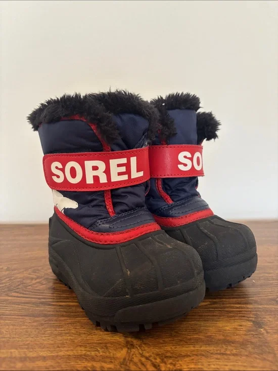 Sorel Kids Navy and Red Insulated Snow Boots