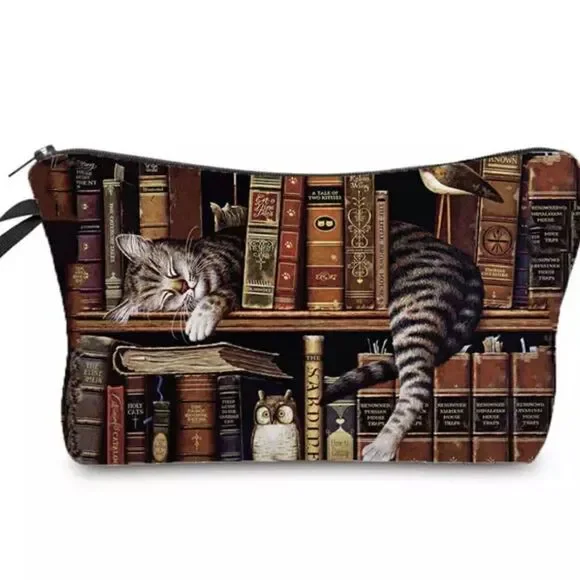 SCHOLARLY CAT COSMETIC BAG‎