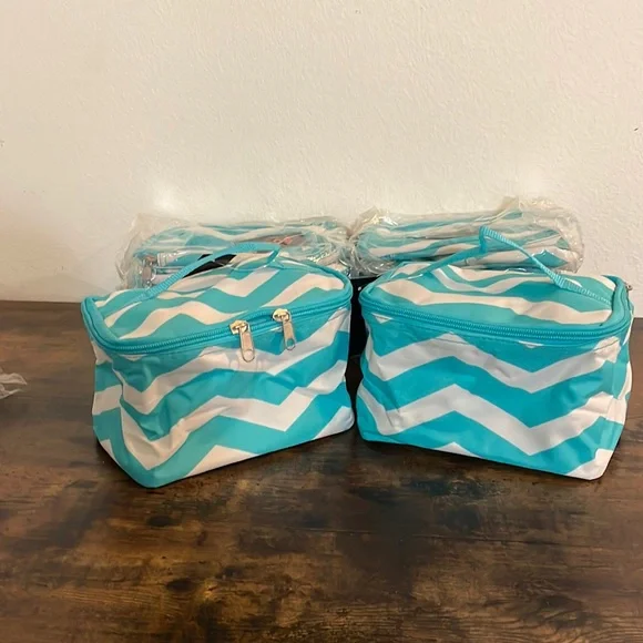 NEW‎ Chevron Patterned Cosmetic Case * CAN BE PERSONALIZED