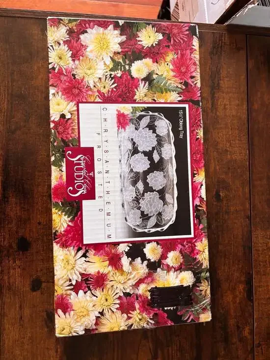 Crystal Clear Studios Chrysanthemum Frosted 15.5