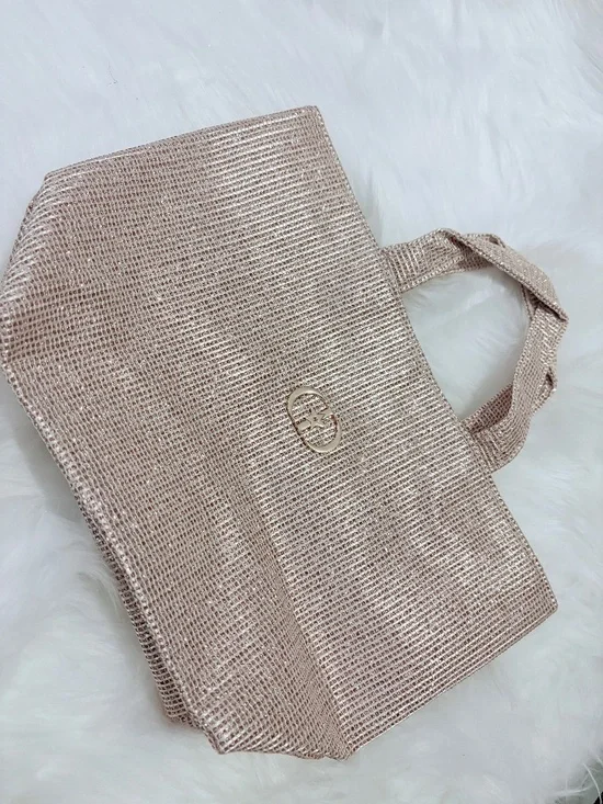 Dior Beauty Holiday Limited Edition 2025 Gold Tote Gift with Purchase