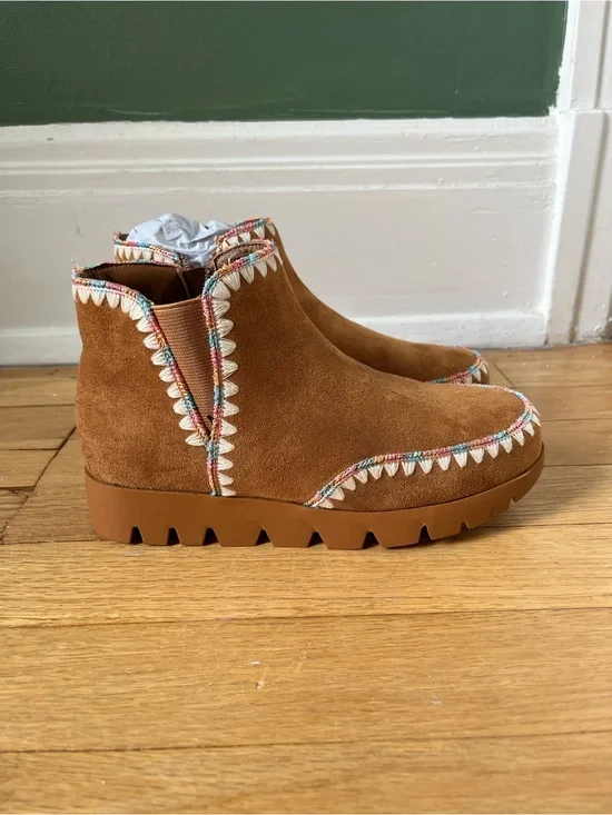 MIA Kids Tan Suede Ankle Boots with Colorful Trim