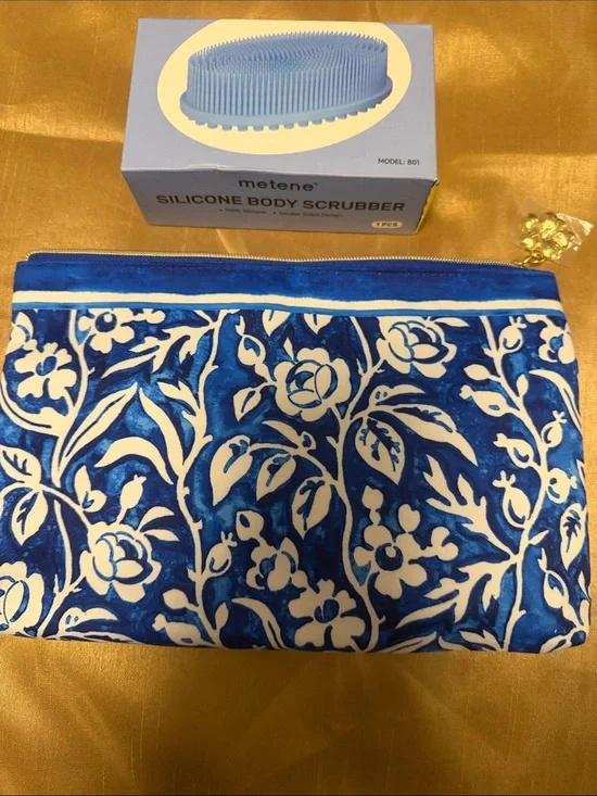 Blue & White Floral Zipper Cosmetic Bag 10X6”