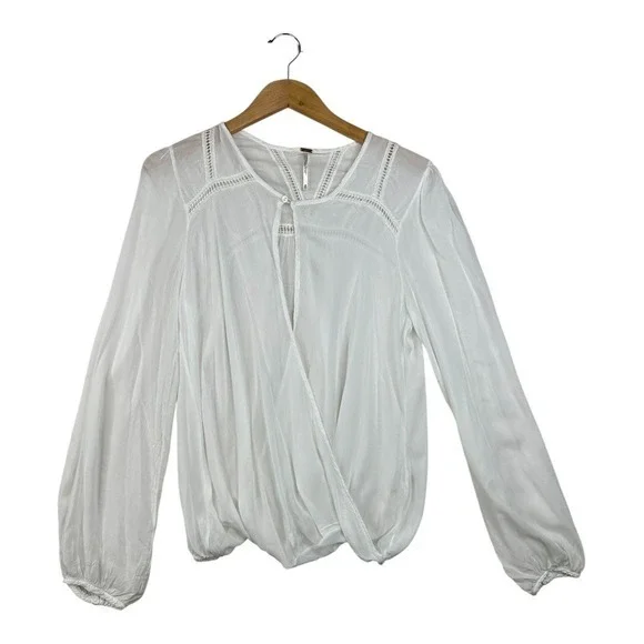 Free‎ People Surplice Crop Lace Long Sleeve Blouse size Medium White