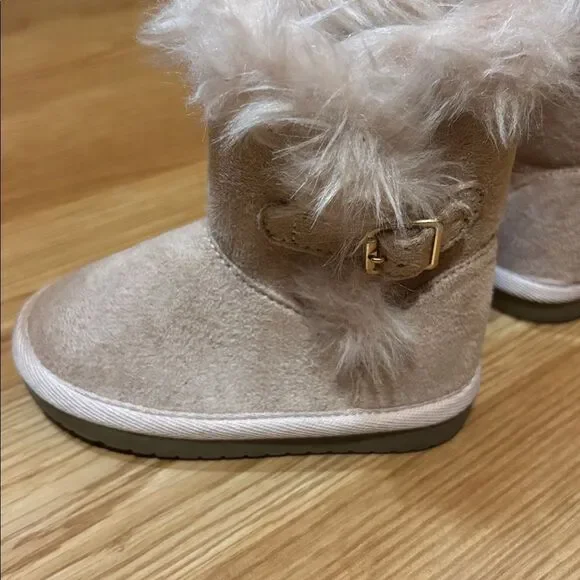 CHILDREN’S PLACE BABY GIRLS SIZE 5 BOOTS