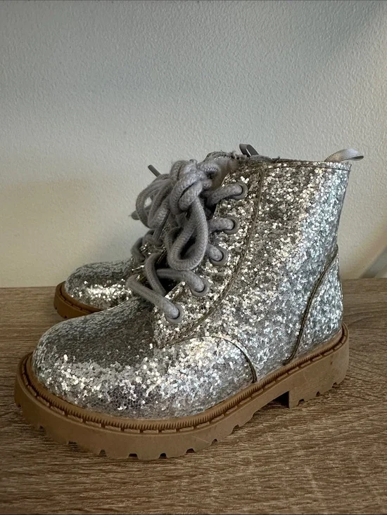 Old Navy Silver Glitter Ankle combat Boot 6