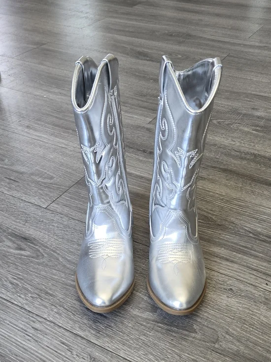 Tucker + Tate Metallic Silver Lace-Up Western Boots #688