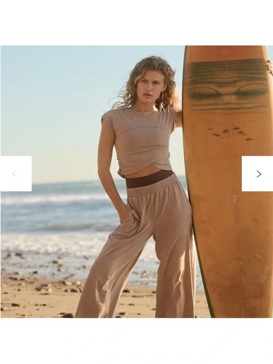 NEW FREE PEOPLE HOT SHOT CROSSOVER CROP TOP - PUMICE