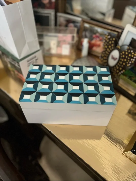 Vintage Blue Cubes Velvet Lined Jewelry Box #vintage #jewelrybox