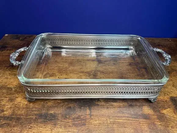 Vintage Silver Plated Casserole Dish holder with Removabke Pyrex casserole dish