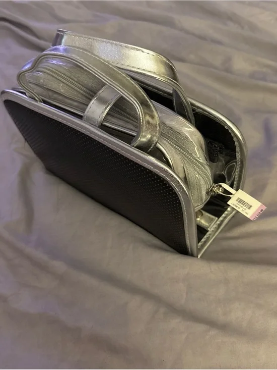 Travel Toiletry Bag for Women Waterproof Makeup Organizer With Removable Pouch