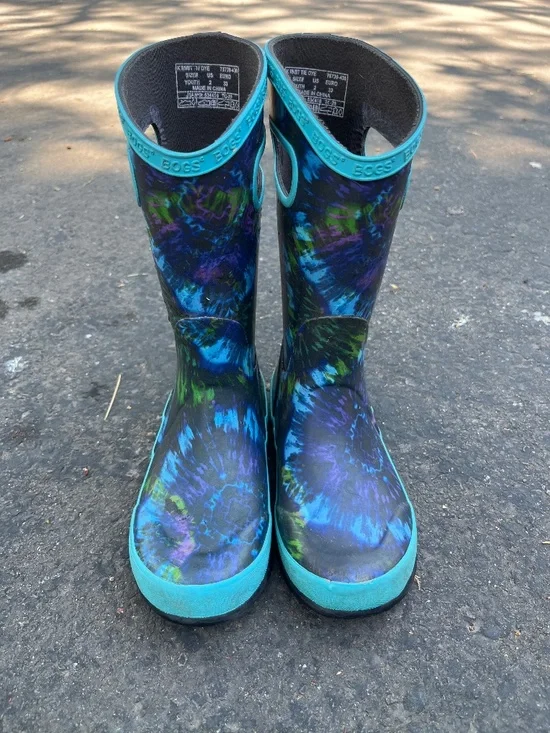 BOGS kids boots