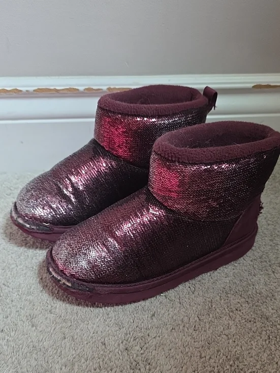 UGG Kids Sequin Ankle Boots in Burgundy