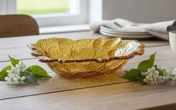 Vintage Indiana Glass Amber Raised Leaf Serving Dish Bowl 7.25