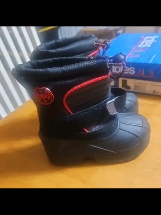 totes Kids Black and Red Snow Boots