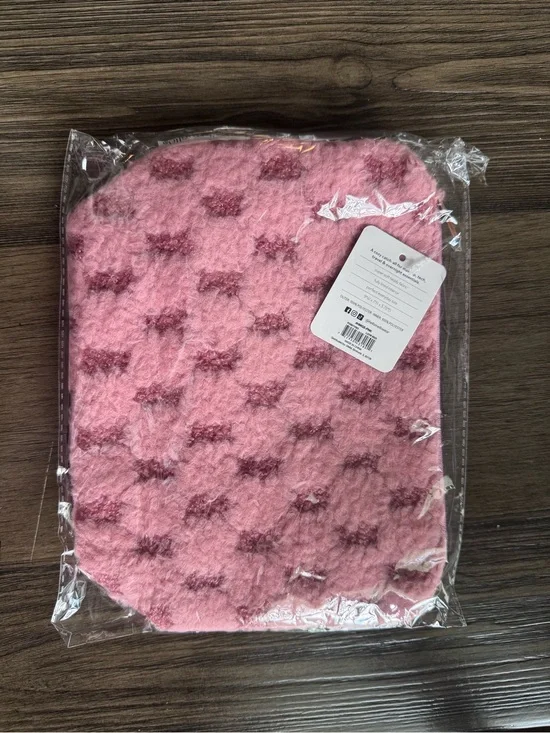 Pink Hello Mello Essentials Bag