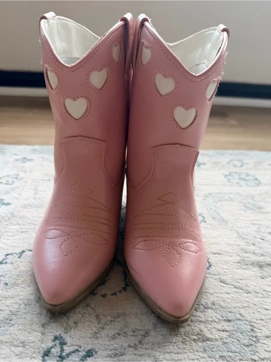 Lola & the Boys Pink Heart Cutout Women's Western Boots
