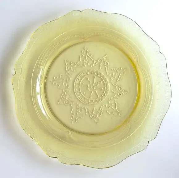 Vintage Federal Patrician Spoke Depression Glass Amber Yellow Dinner Plate 11