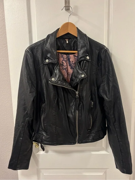 Free People Vegan Leather Black Classic Moto Jacket Red Paisley Lining Bikercore