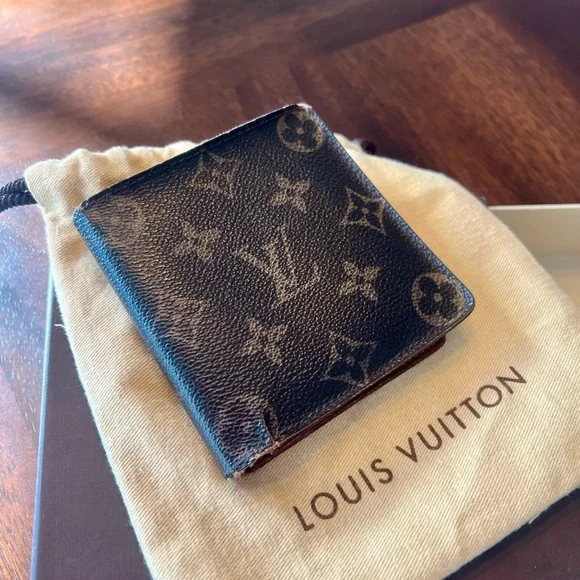 **STILL AVAILABLE** Louis Vuitton Monogram Brown Men’s Wallet