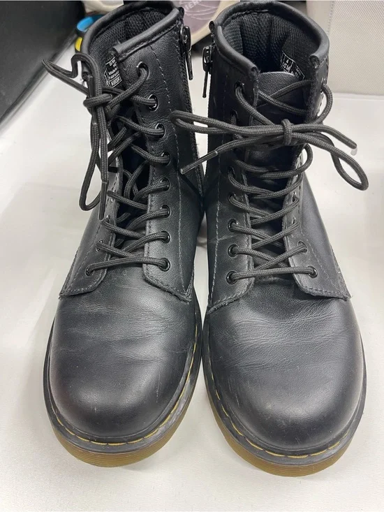 Dr. Martens Kids Black Leather Lace-Up zip up Boots with‎ Yellow Stitching