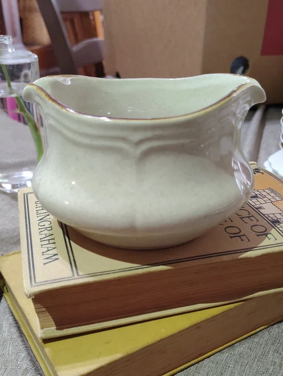 Hearthside Cream stoneware Gravy Boat with Brown Rim