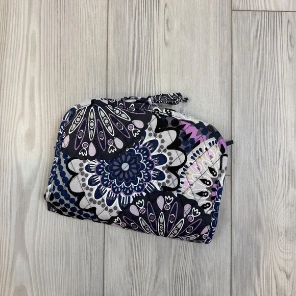 Vera Bradley Mimosa Medallion‎ Purple Blue Hanging Travel Cosmetic Bag