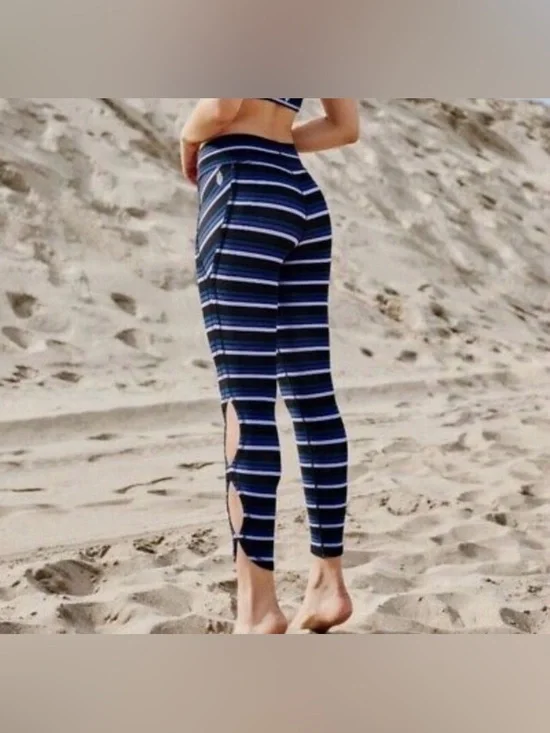 Free People | Movement Infinity Gidget Cutout Leggings Multi- Stripe | Medium