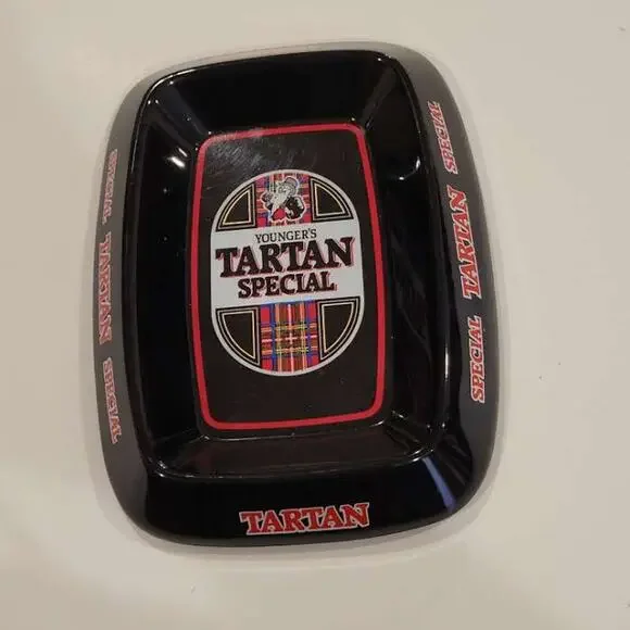 Vintage Younger’s Tartan Special Ash Tray Ornamin Made in Great Britain