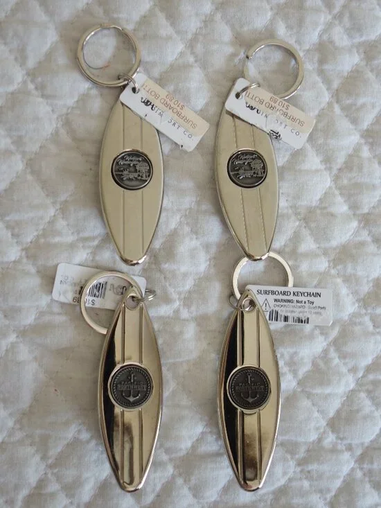 Lot of 4 New $43.56 PACIFIC NORTHWEST, WESTPORT WA Metal Surfboard Key Chains