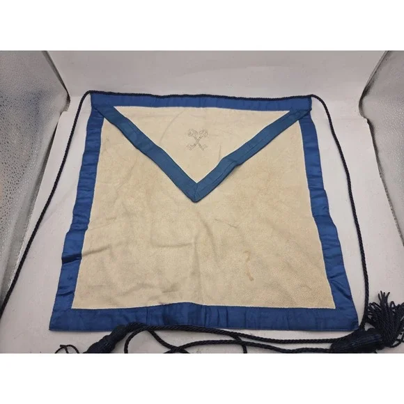 Vintage Masonic Apron, Soft Leather/Blue with Keys
