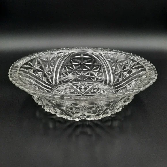 Vintage Pressed Glass Fruit Bowl with Starburst & Diamond Pattern‎