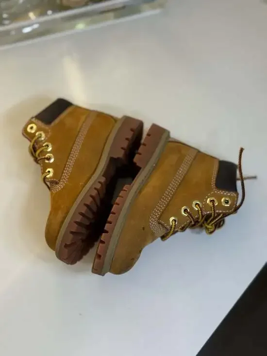 Timberland Toddler Premium Waterproof Boots in Wheat Nubuck Sz 7 boys